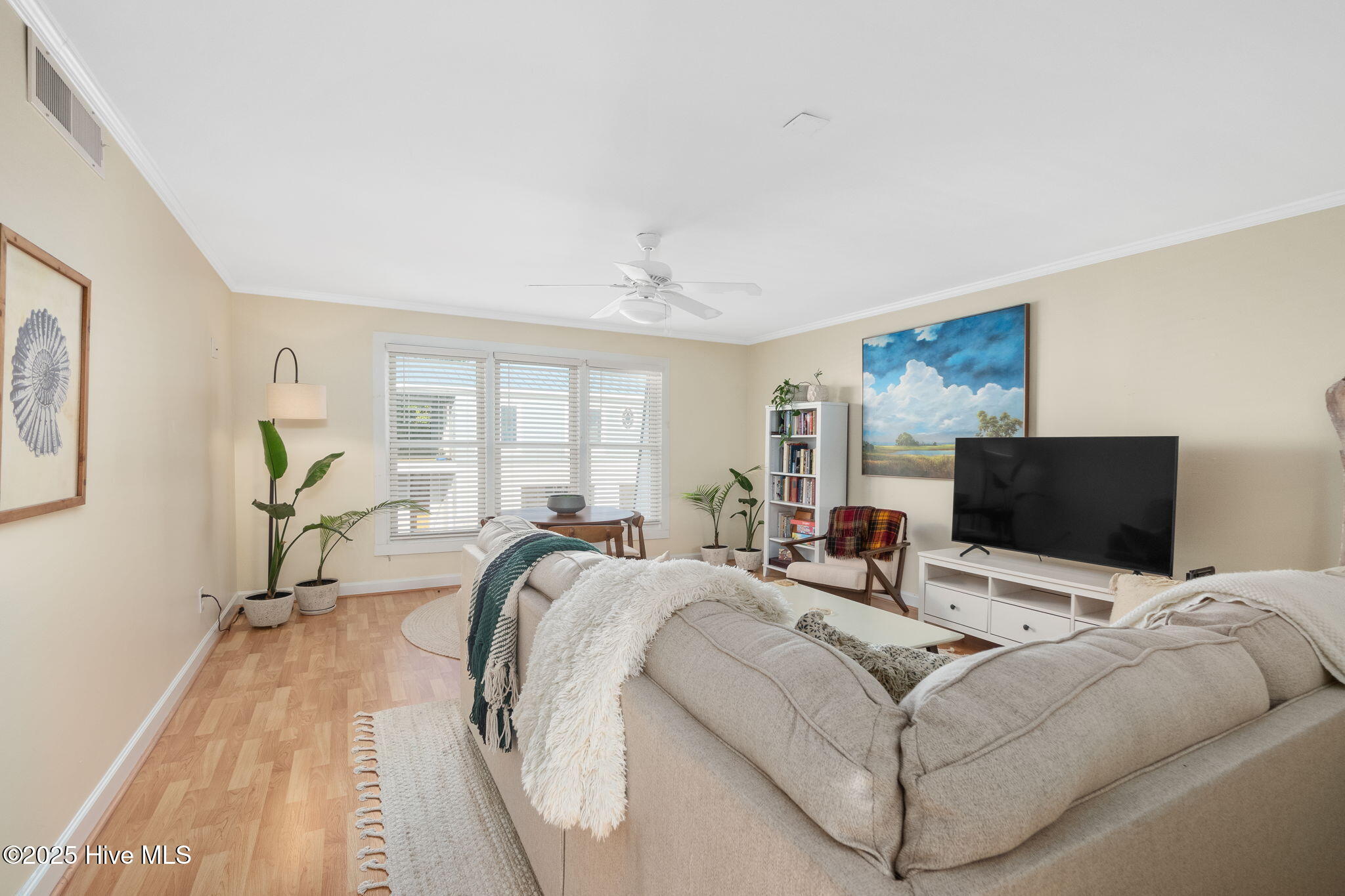 1011 Front Street, Unit 4A Beaufort, NC 28516 - Photo 2 of 45 Great room