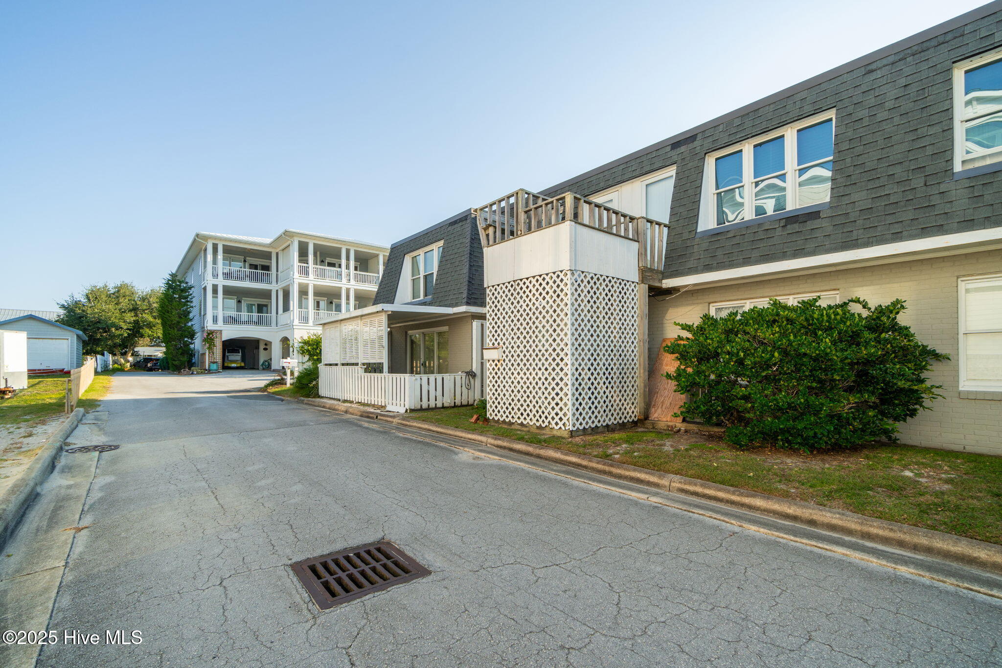 1011 Front Street, Unit 4A Beaufort, NC 28516 - Photo 34 of 45 34-web-or-mls-chadwick-visuals-1011-fron