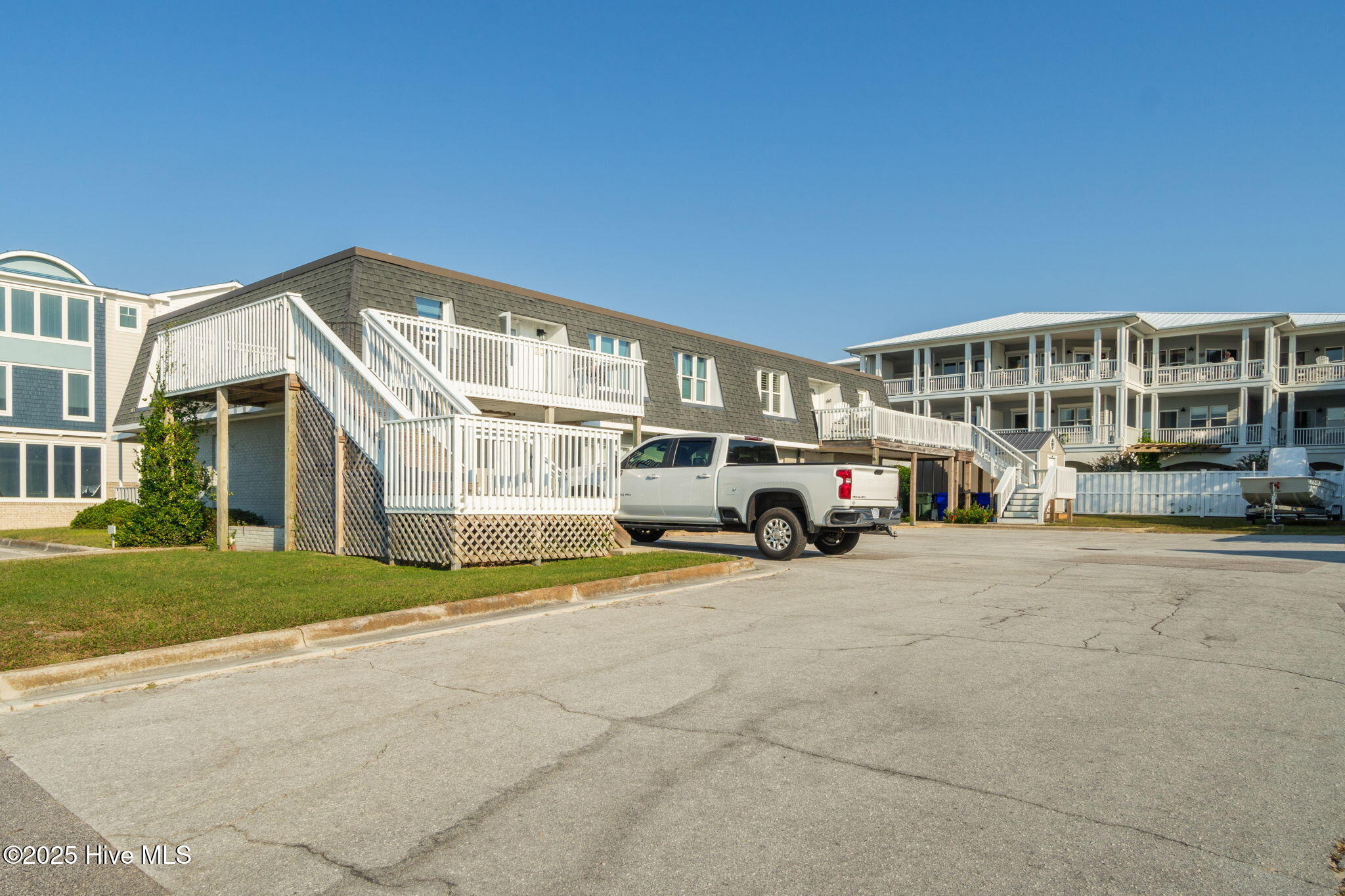 1011 Front Street, Unit 4A Beaufort, NC 28516 - Photo 44 of 45 5-web-or-mls-chadwick-visuals-1011-front