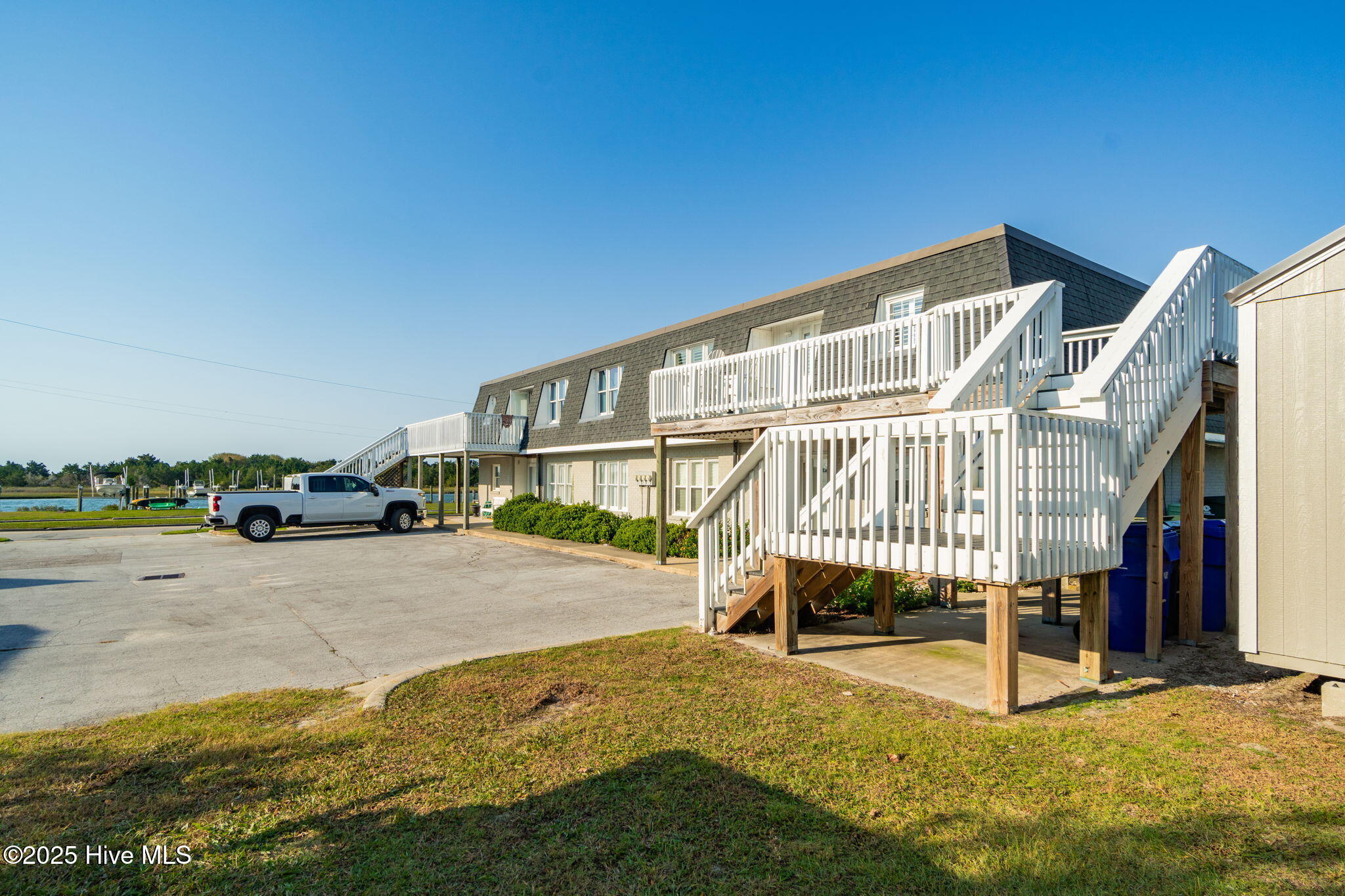 1011 Front Street, Unit 4A Beaufort, NC 28516 - Photo 5 of 45 Main Unit 4A