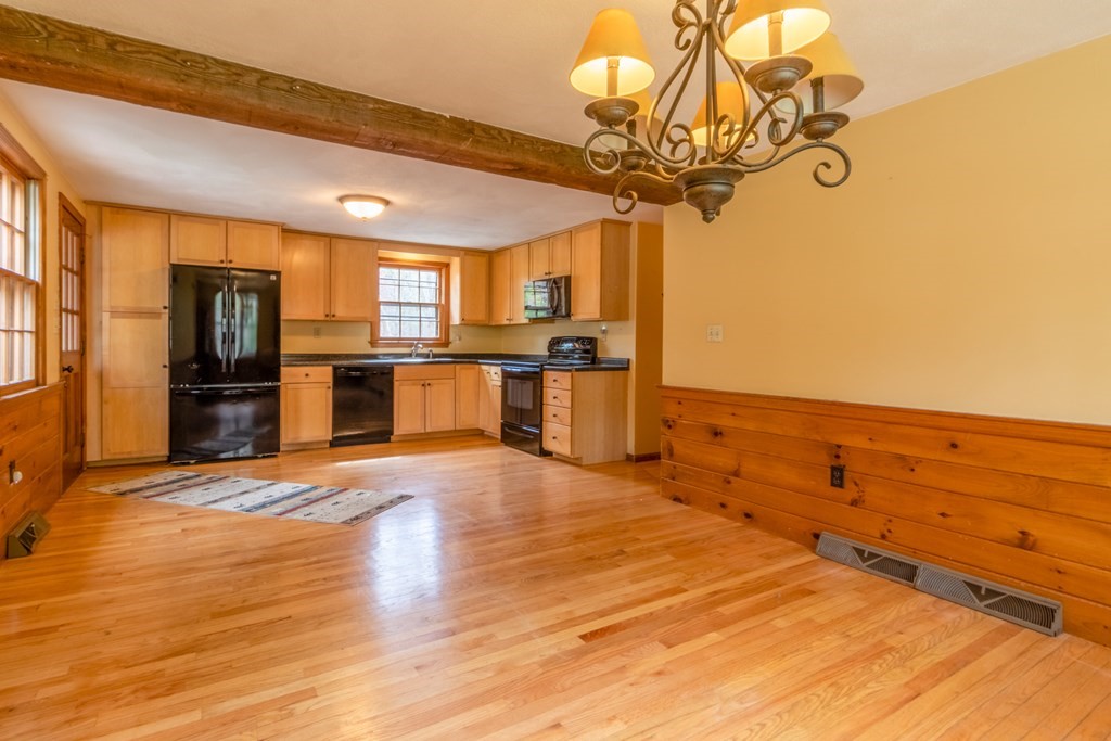 48 Davis Road Tyngsborough, MA 01879 - Photo 2 of 28 Gallery Image 2