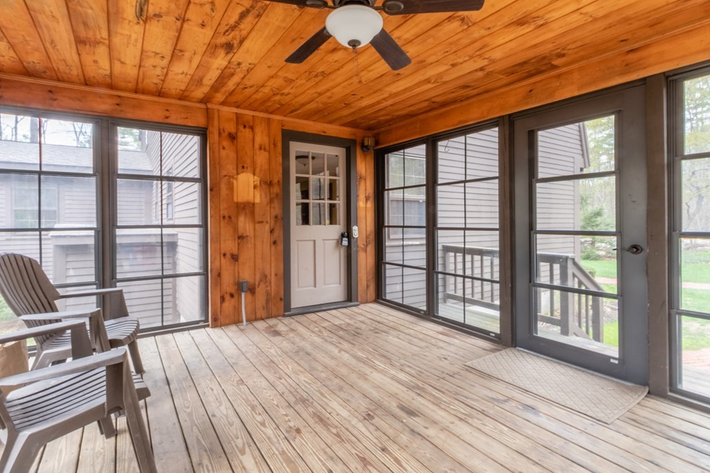 48 Davis Road Tyngsborough, MA 01879 - Photo 21 of 28 Gallery Image 21