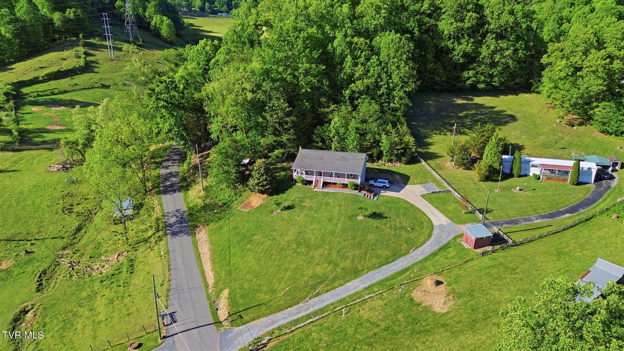21377 Tranbarger Road Bristol, VA 24202 - Photo 38 of 40 38