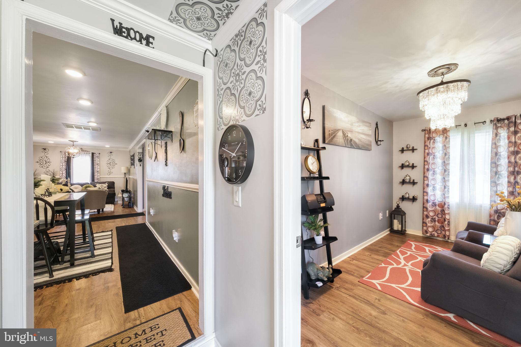 20384 Mary Ball Road White Stone, VA 22578 - Photo 18 of 31 Charming entryway to cozy living space.