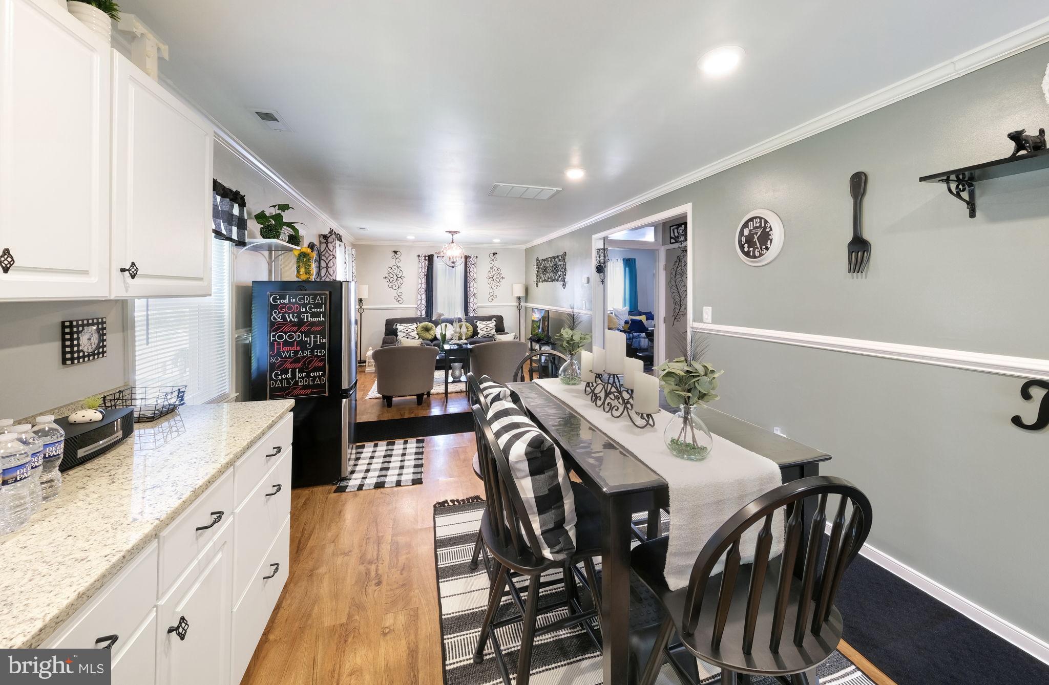 20384 Mary Ball Road White Stone, VA 22578 - Photo 8 of 31 Charming open-concept dining space.