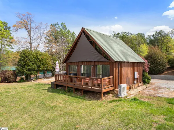 $250,000 | 1 Kitty Hawk Lane, Six Mile, SC 29682