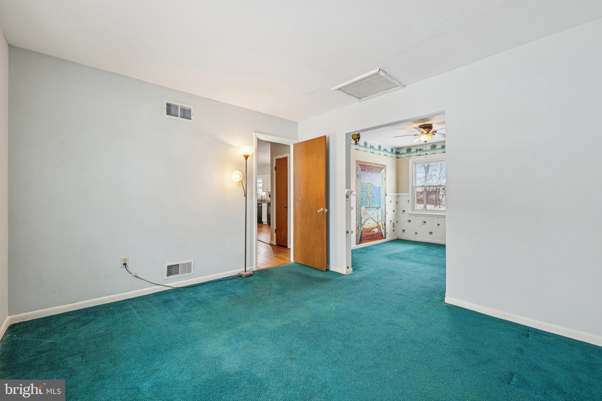 917 Century Street Hampstead, MD 21074 - Photo 19 of 45 a view of an empty room with closet area