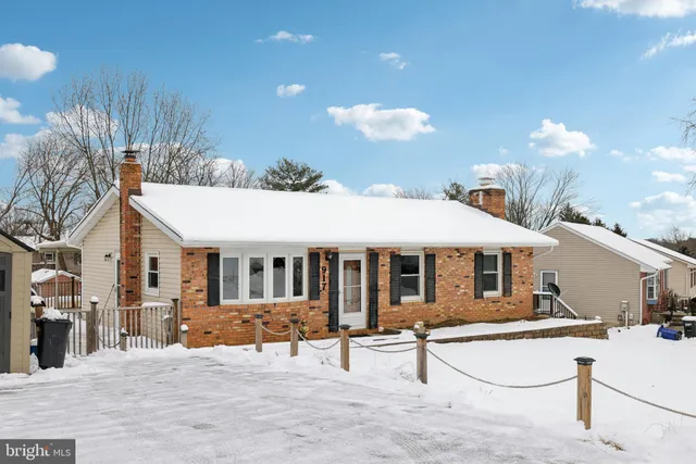 $339,000 | 917 Century Street, Hampstead, MD 21074