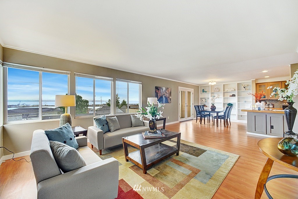 2510 Rucker Avenue, Unit 5 Everett, WA 98201 - Photo 4 of 19 Gallery Image 4