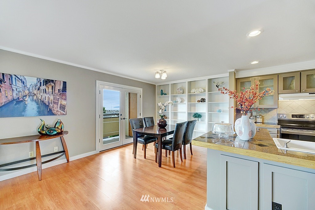 2510 Rucker Avenue, Unit 5 Everett, WA 98201 - Photo 8 of 19 Gallery Image 8