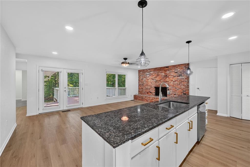 1714 South Johnson Ferry Road Northeast Atlanta, GA 30319 - Photo 4 of 37