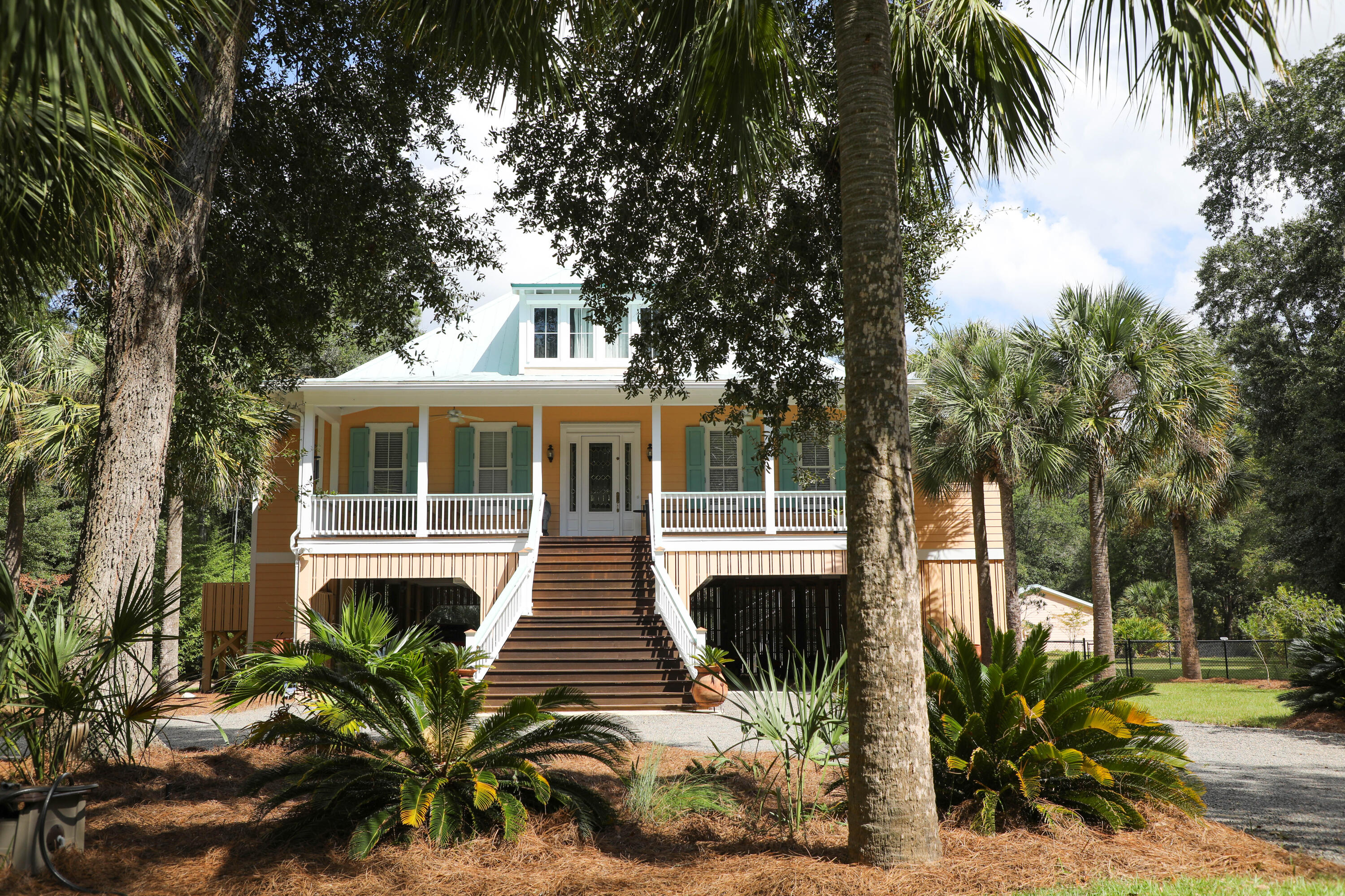 8760 Palmetto Road Edisto Island, SC 29438 - Photo 5 of 62 1O9A7719