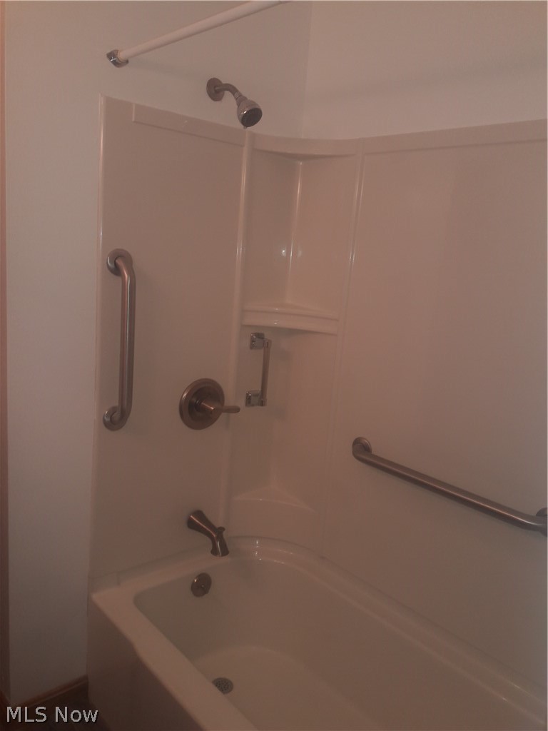 13745 Hathaway Road Garfield Heights, OH 44125 - Photo 10 of 16