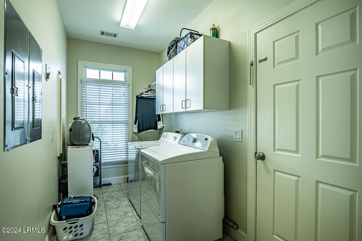 109 Locust Fence Road St. Helena Island, SC 29920 - Photo 38 of 46 38 Laundry