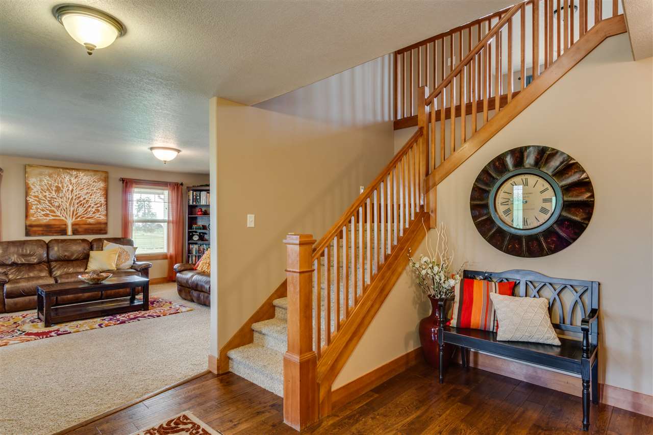 13216 South Andrus Road Cheney, WA 99004 - Photo 3 of 20