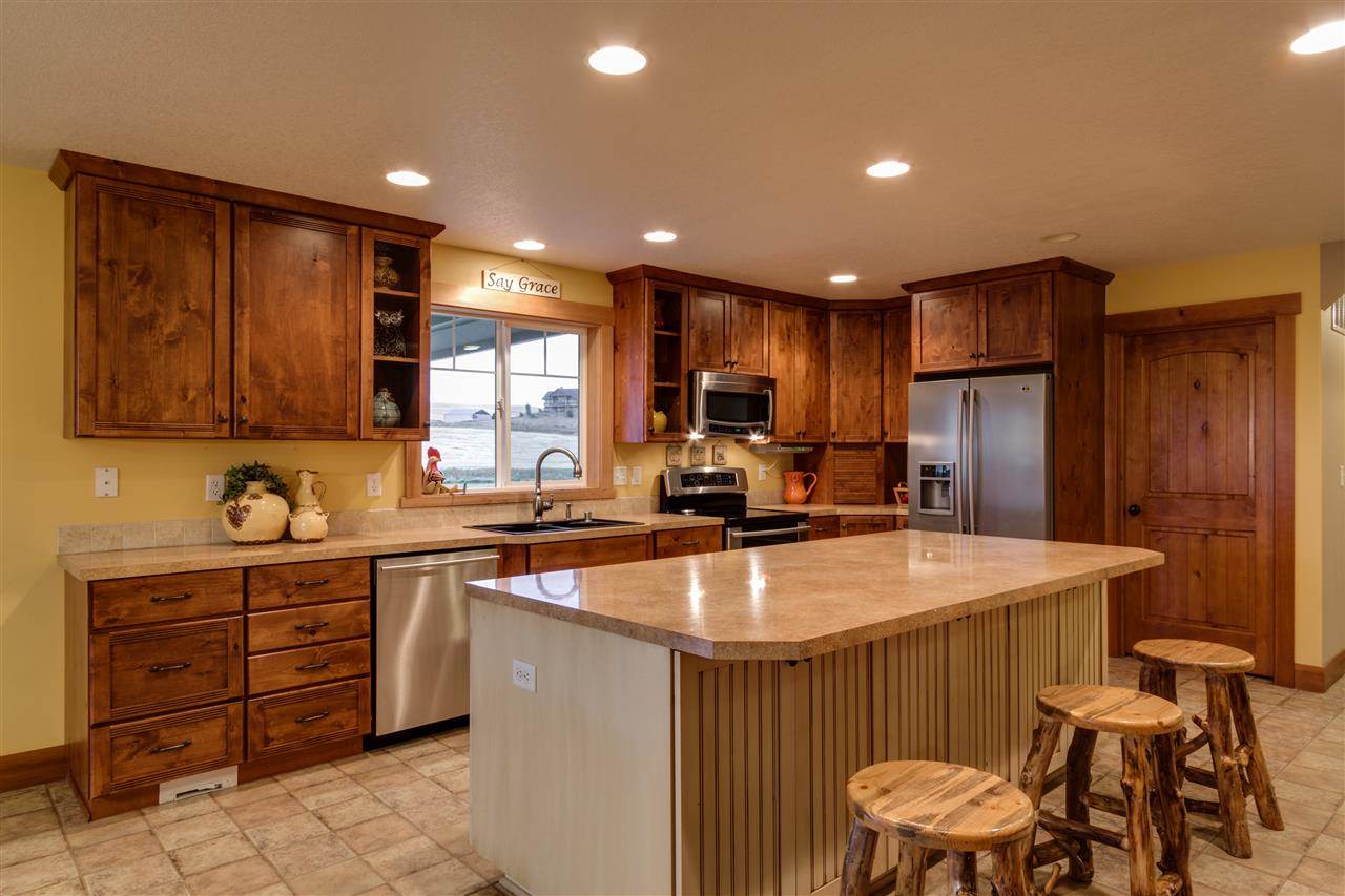 13216 South Andrus Road Cheney, WA 99004 - Photo 5 of 20