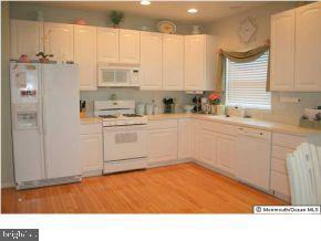 30 Timberline Road Bayville, NJ 08721 - Photo 6 of 12 Gallery Image 6