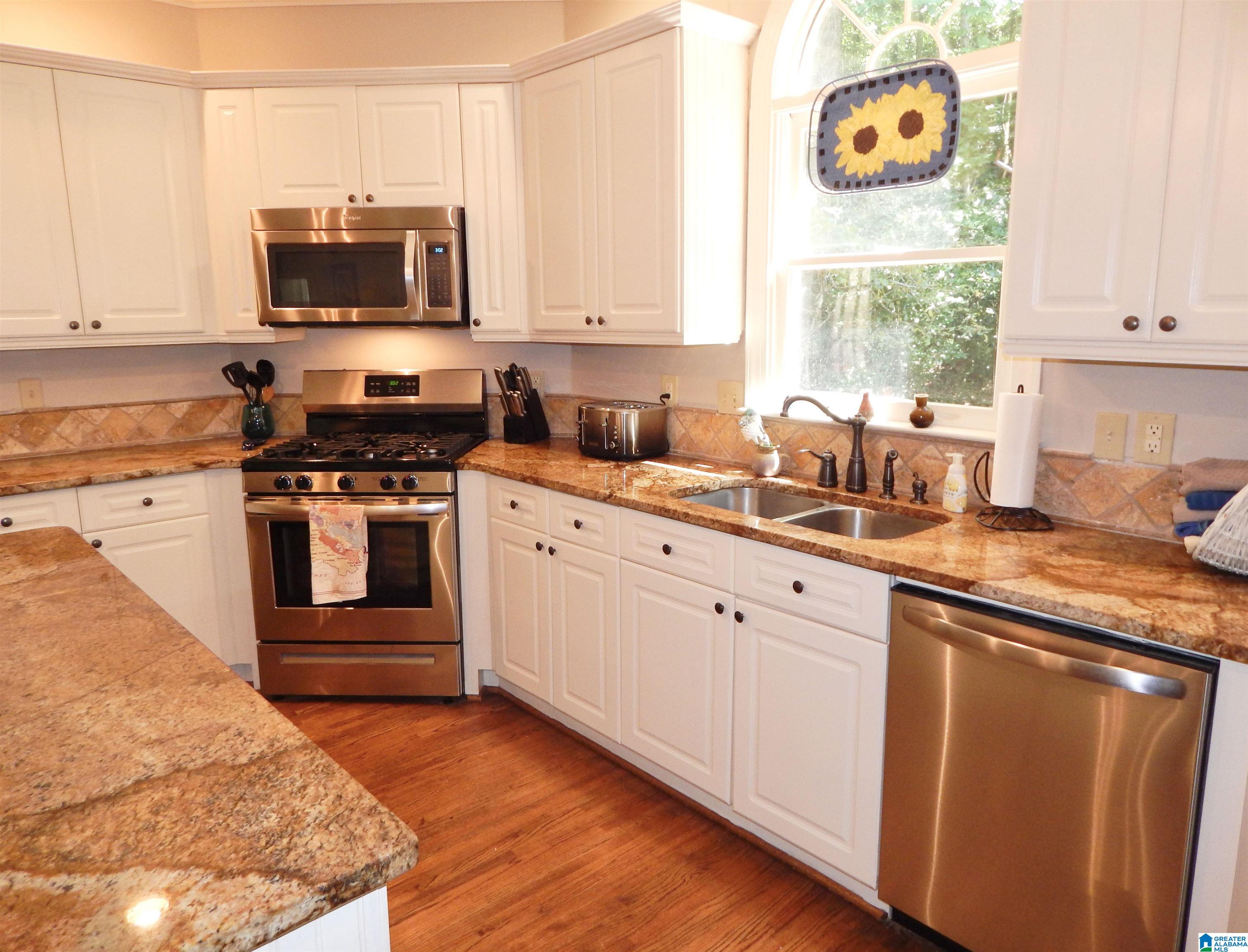 283 Huntington Parc Road Birmingham, AL 35226 - Photo 8 of 46