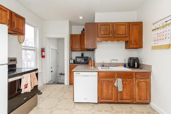 $195,000 | 708 7th Street North, Fargo, ND 58102