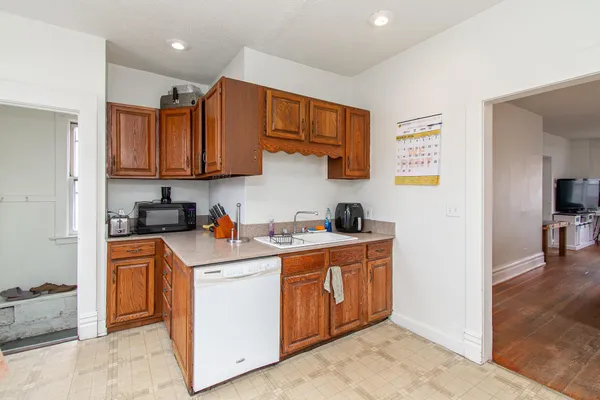 $195,000 | 708 7th Street North, Fargo, ND 58102