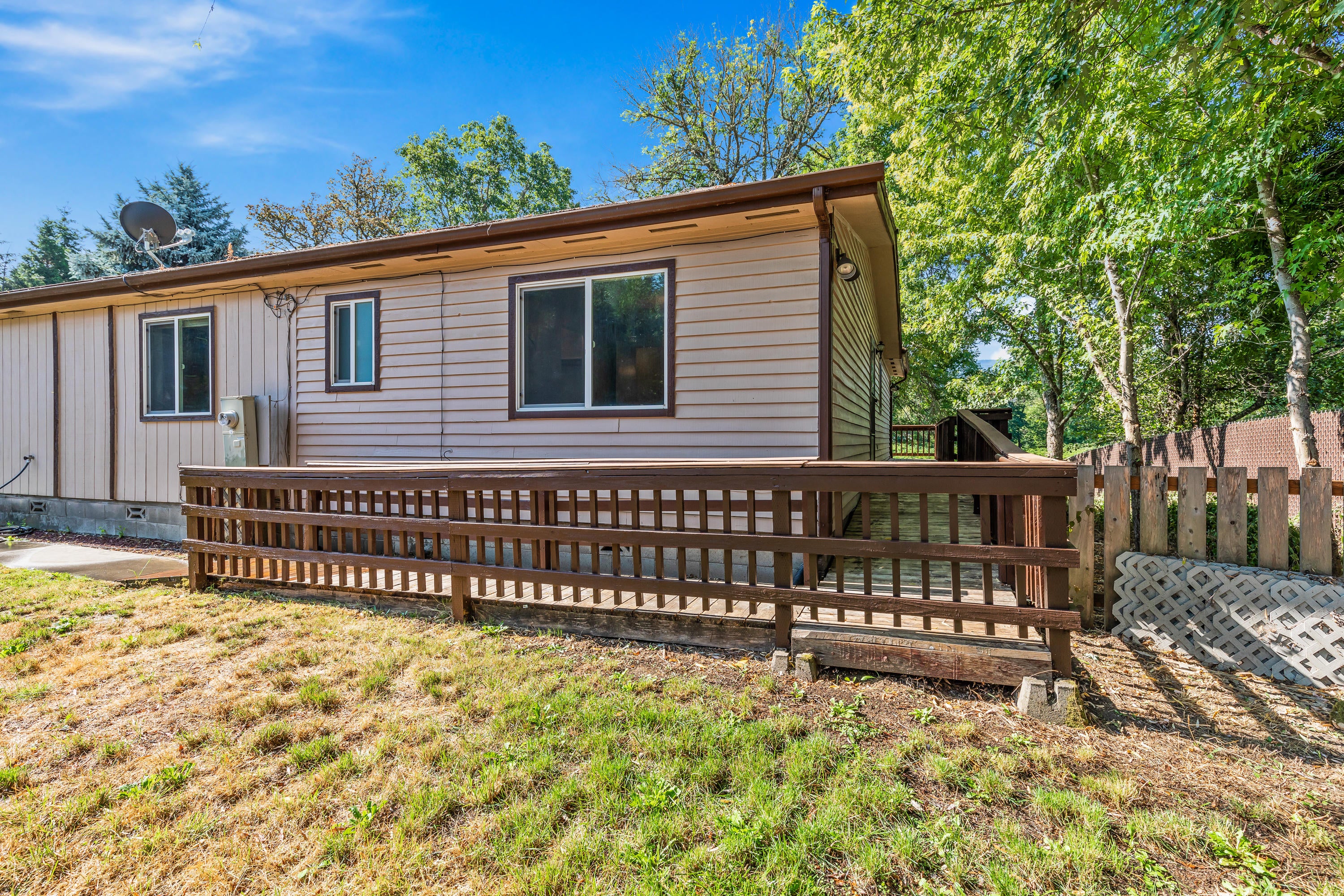 6745 North Applegate Road Grants Pass, OR 97527 - Photo 48 of 82 9R9A9437