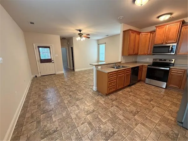 $1,600 | 2151 3rd Street, Mandeville, LA 70471