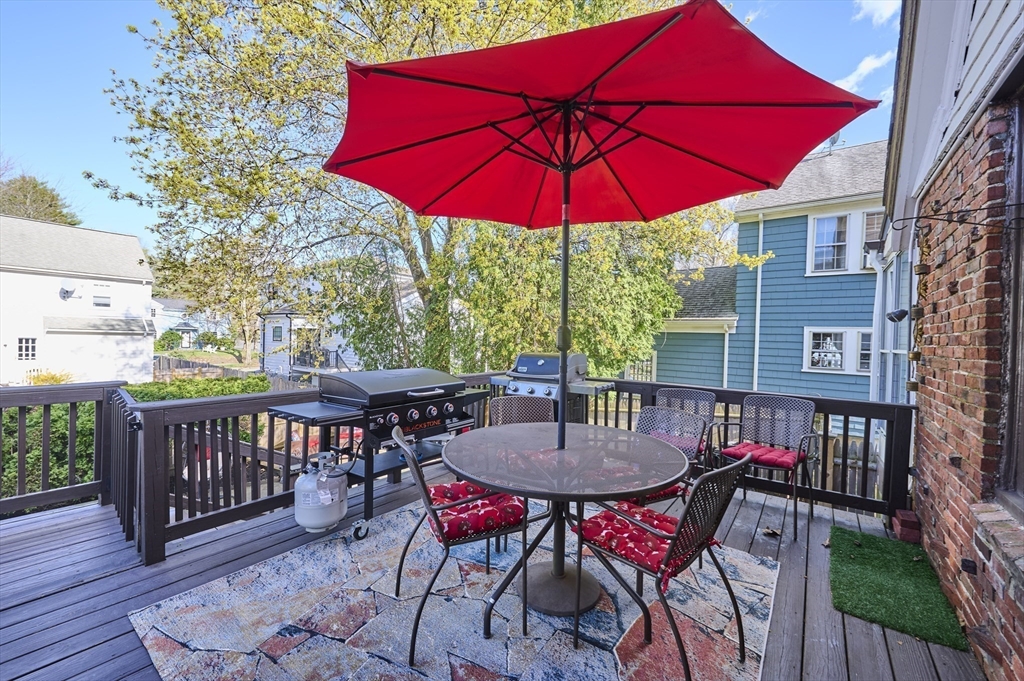 291 Russett Road Brookline, MA 02467 - Photo 34 of 38 Gallery Image 34