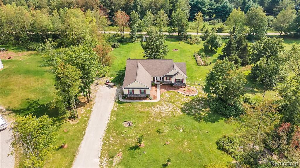 1448 Argentine Road Howell, MI 48843 - Photo 37 of 42