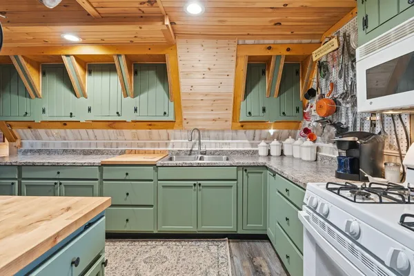 $309,000 | 1445 Bear Hill Road, Dover Foxcroft, ME 04426