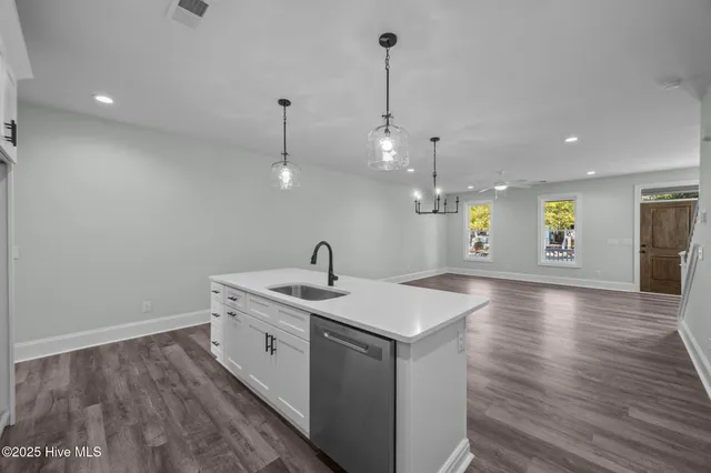 $437,900 | 3901 Harkers Way, New Bern, NC 28562