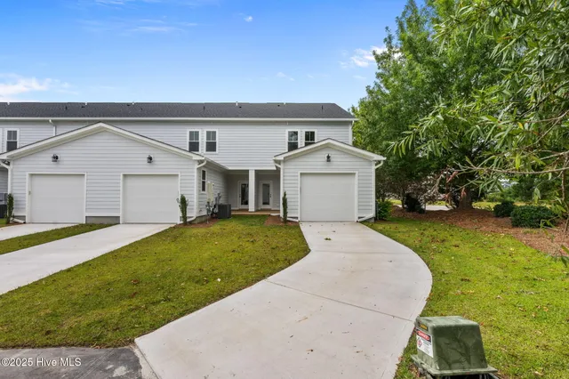 $437,900 | 3901 Harkers Way, New Bern, NC 28562