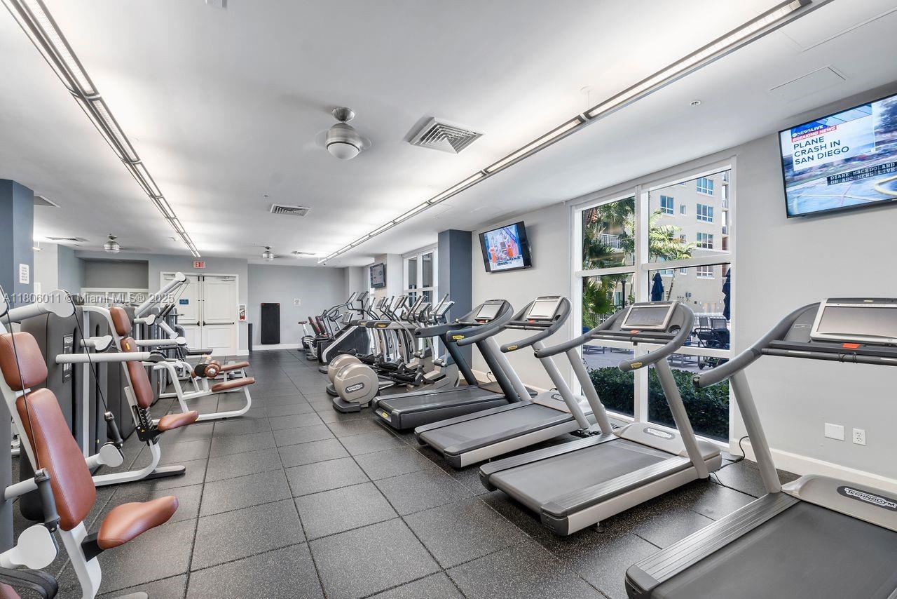 2001 Biscayne Boulevard, Unit 2308 Miami, FL 33137 - Photo 26 of 29 a view of a room with gym equipment