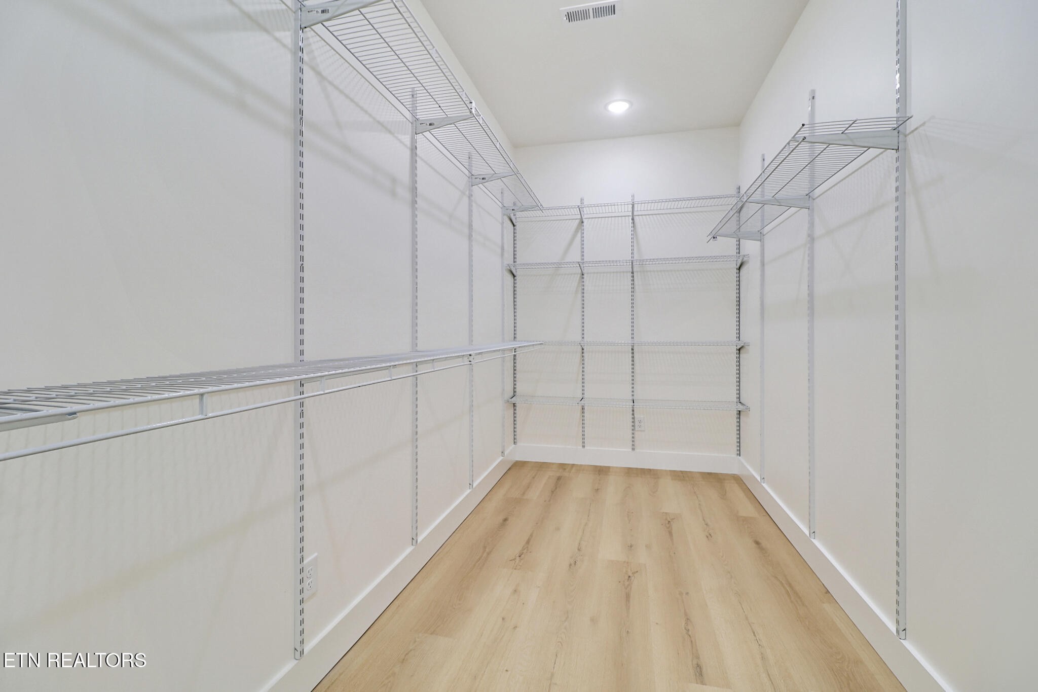 1458 Taylor Place Road Jamestown, TN 38556 - Photo 26 of 35 Gallery Image 26