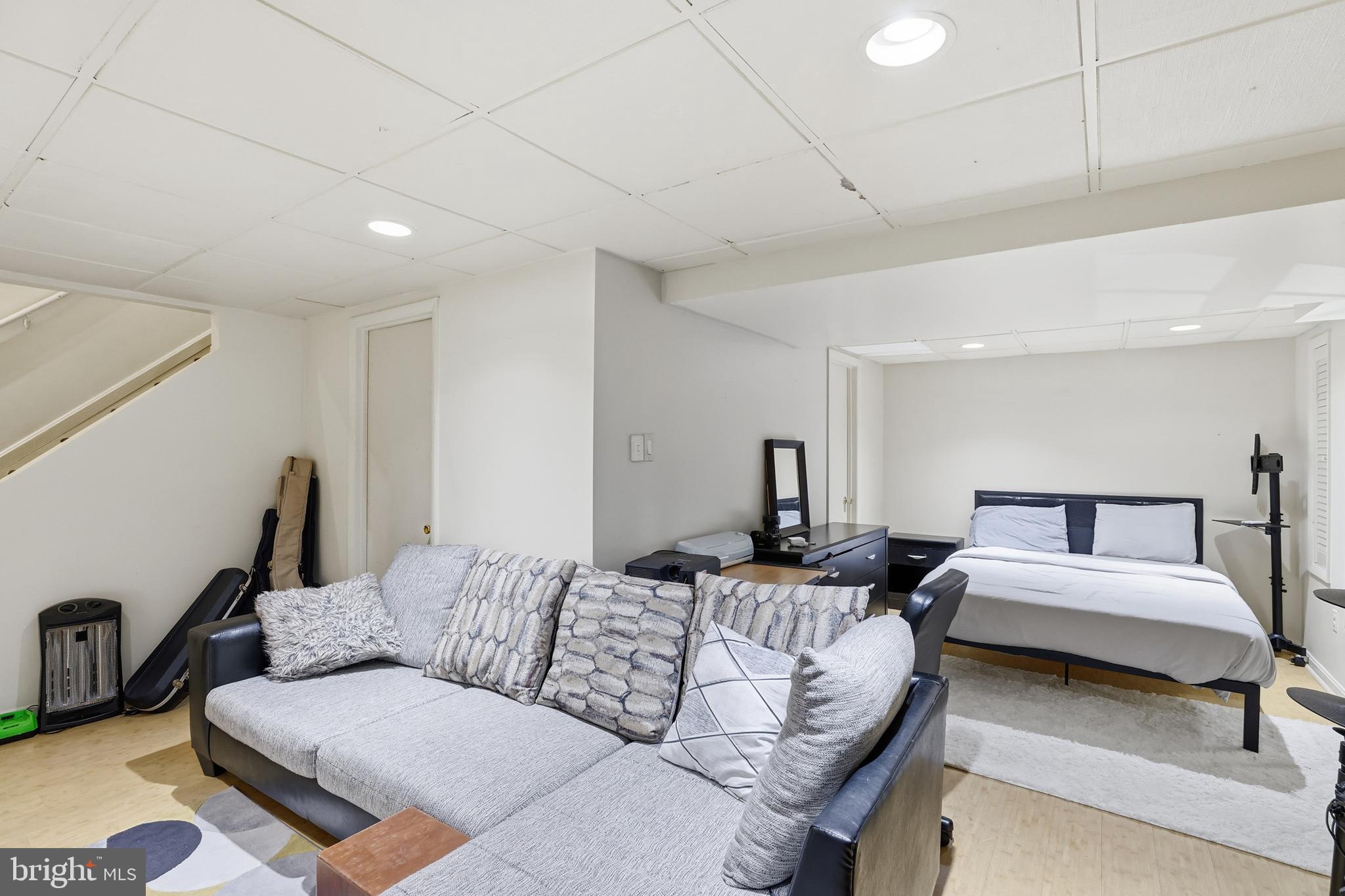 13901 Valleyfield Drive Silver Spring, MD 20906 - Photo 17 of 24