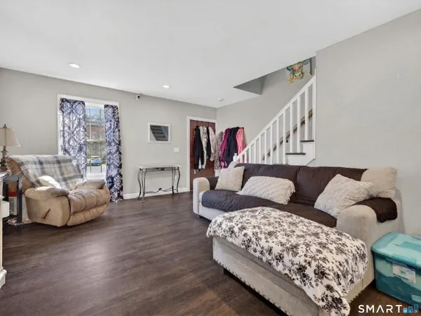 $399,900 | 44-46 Pratt Street, Norwich, CT 06360