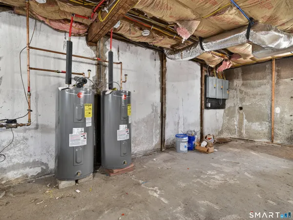 $399,900 | 44-46 Pratt Street, Norwich, CT 06360