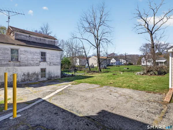 $399,900 | 44-46 Pratt Street, Norwich, CT 06360