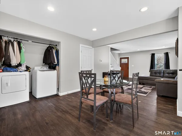 $399,900 | 44-46 Pratt Street, Norwich, CT 06360