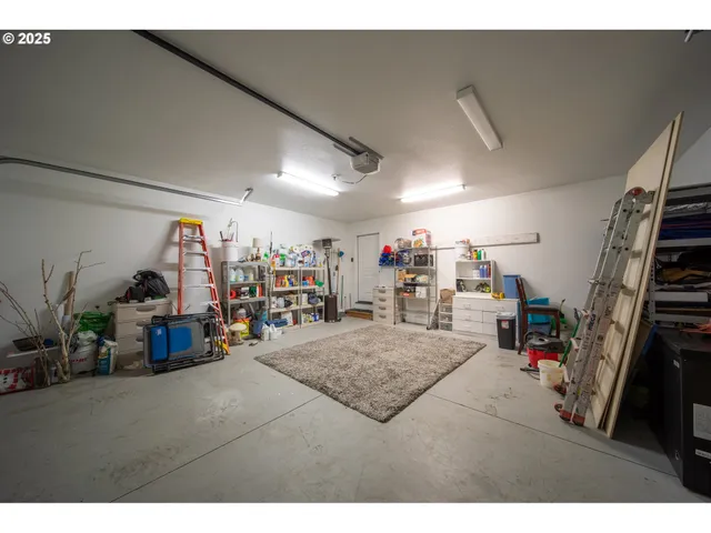 a picture of door with a floor