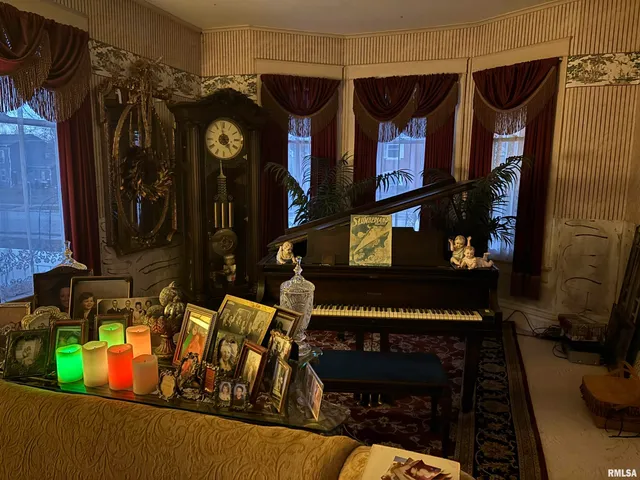 $123,800 | 822 5th Street, Lacon, IL 61540