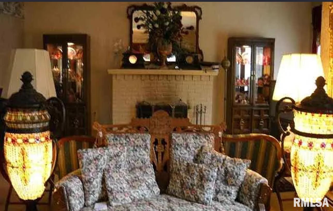 822 5th Street Lacon, IL 61540 - Photo 8 of 70