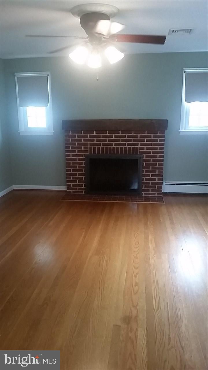 165 North Walnut Street Spring Grove, PA 17362 - Photo 4 of 20 Gallery Image 4