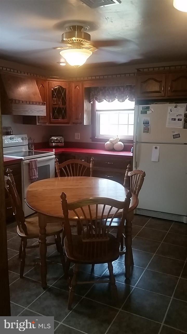 165 North Walnut Street Spring Grove, PA 17362 - Photo 6 of 20 Gallery Image 6