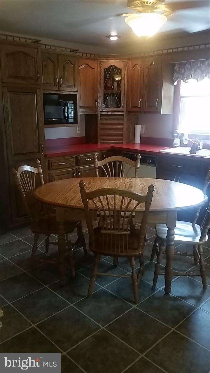 165 North Walnut Street Spring Grove, PA 17362 - Photo 7 of 20 Gallery Image 7