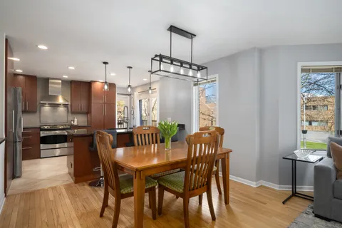 $899,000 | 2316 North Lakewood Avenue, Chicago, IL 60614