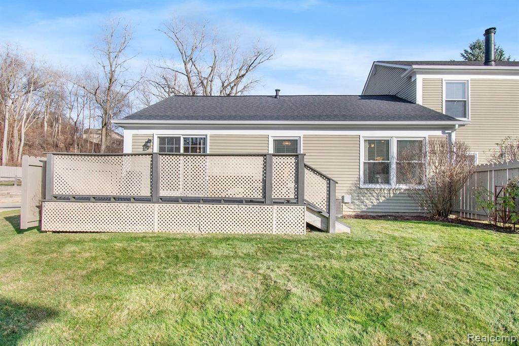 1366 Crescent Lane Rochester Hills, MI 48306 - Photo 30 of 30