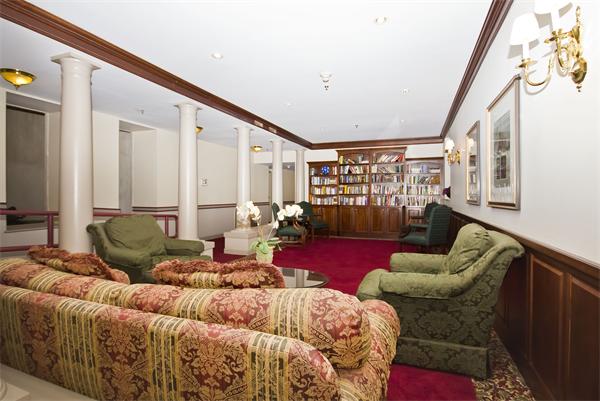 75 Glen Road, Unit 6 Brookline, MA 02445 - Photo 12 of 15 Gallery Image 12
