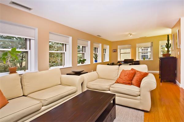 75 Glen Road, Unit 6 Brookline, MA 02445 - Photo 3 of 15 Gallery Image 3