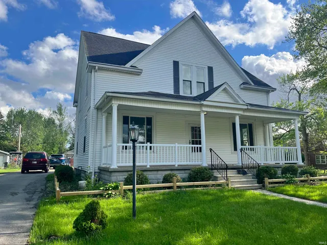 $219,000 | 1705 West Monroe Street, Decatur, IN 46733