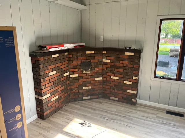 $219,000 | 1705 West Monroe Street, Decatur, IN 46733